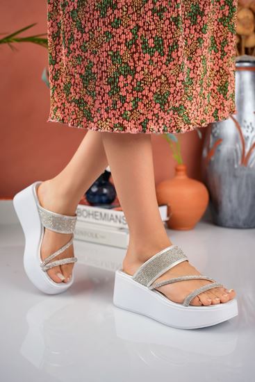 Freemax Kadın Garantili Taş Detay 6 cm Platform Günlük Yüksek Eva Taban Dolgu Topuk Terlik Gümüş